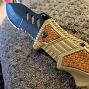 Survival knife